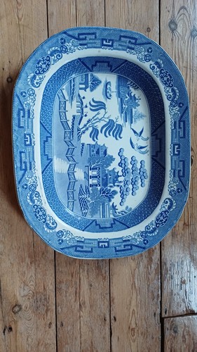 Large antique willow pattern - antique,