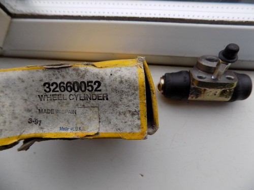 32660052 girling wheel