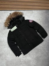 Black Canada Goose Puffer – Luxury Warmth, Great Condition
