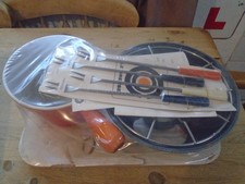 le creuset cast iron Fondue