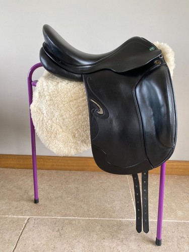 Prestige dressage saddle 16 - saddle,