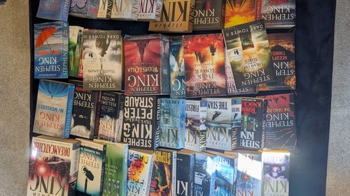 Huge stephen king book - 44,