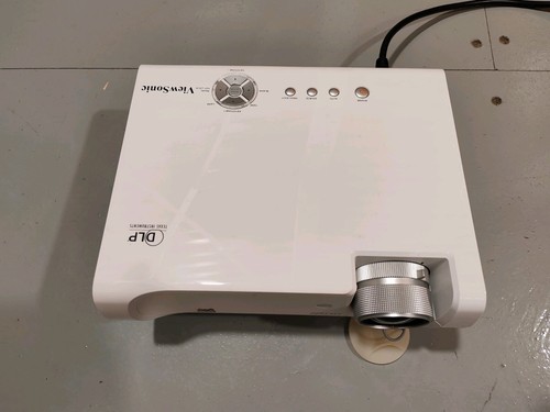 Viewsonic pj513d vga dlp - vga,
