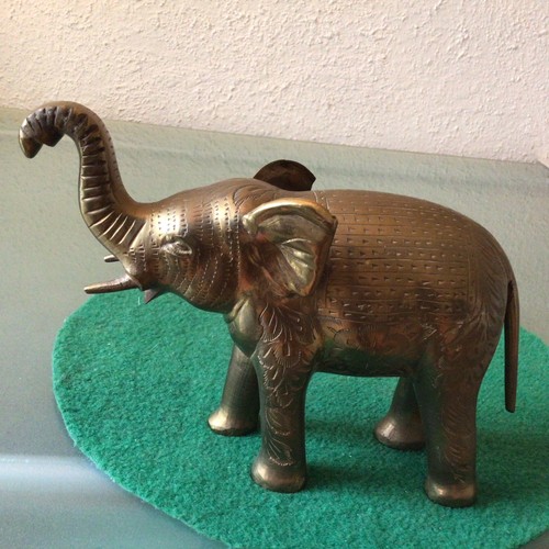 Vintage brass elephant 5 - brass, 5.5