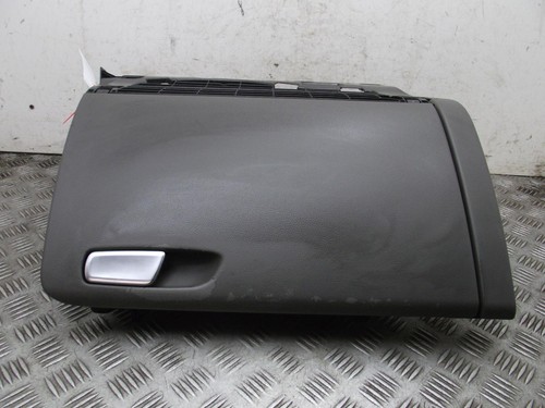 Audi glove box storage - glove,