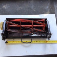 Qualcast Classic 35s Petrol