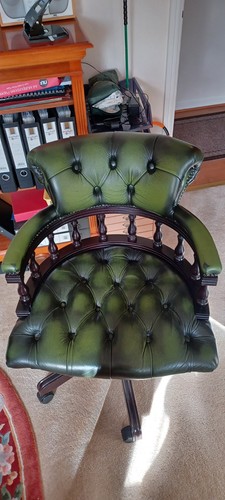 Vintage chesterfield style - vintage,