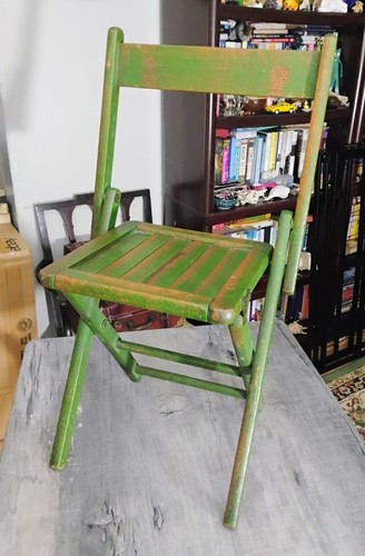 Vintage childs green wooden - childs,