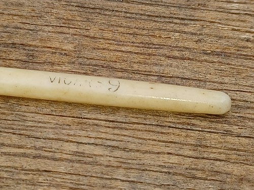 Vigars bone knitting needles