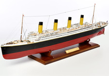 Amati 1/250 Scale Titanic RMS
