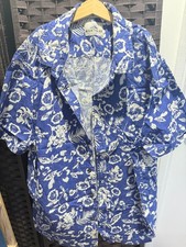 Mens Hawaiian style shirt size