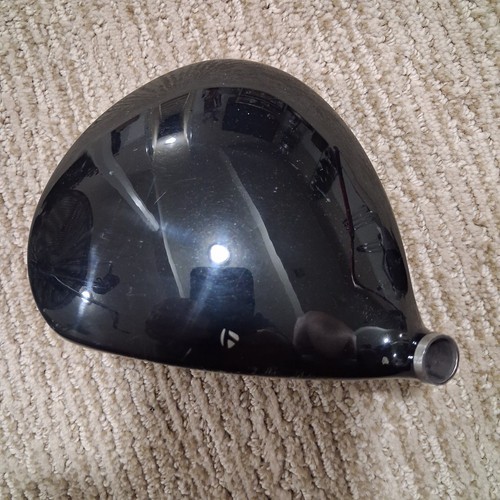 Taylormade driver head - 9.5*,
