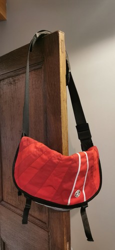 Crumpler barney rustle - barney,