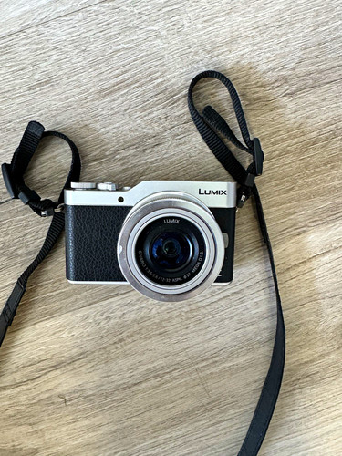 Panasonic lumix compact 16mp - lumix,