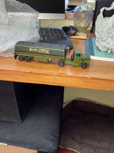 Matchbox superkings army - matchbox,