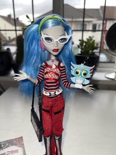 Monster high ghoulia - high, yelps