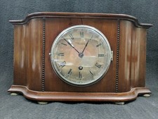 LLOYD, PAYNE & AMIEL LTD OF MANCHESTER Mahogany Cased Mantel Clock