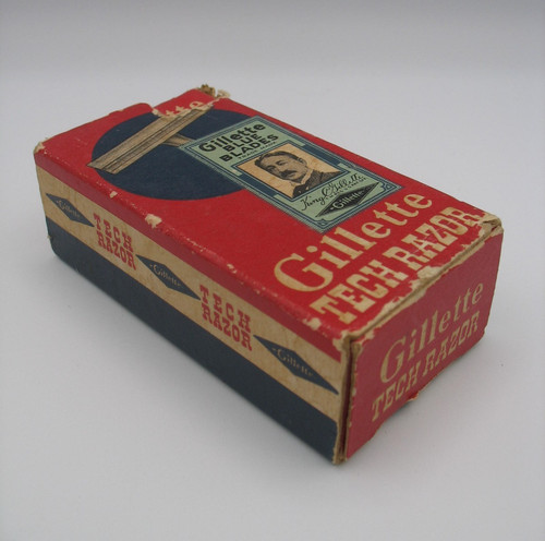 Vintage gillette tech razor - tech, in
