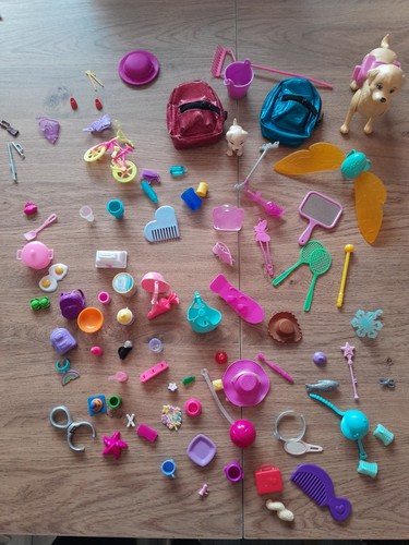 Barbie accessories bundle - barbie,
