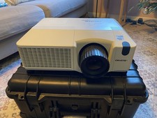 Christie Projector LWU420