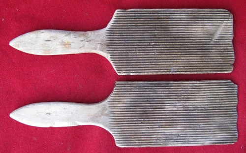Antique pair decorator - of,