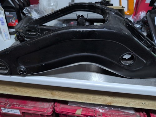 Suzuki rgv250m swingarm - suzuki, swingarm/