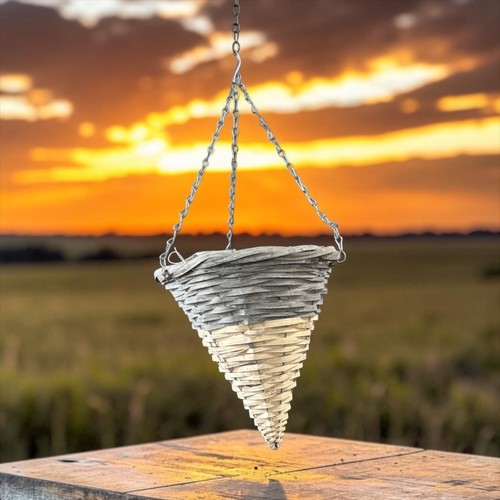 Hanging baskets cone - hanging, rattan