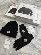 Moncler Men's Beanie And Gloves Gift Set Black One Size