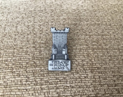 Alton towers hex pin badge - towers,