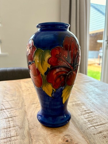 Moorcroft hibiscus blue - hibiscus,