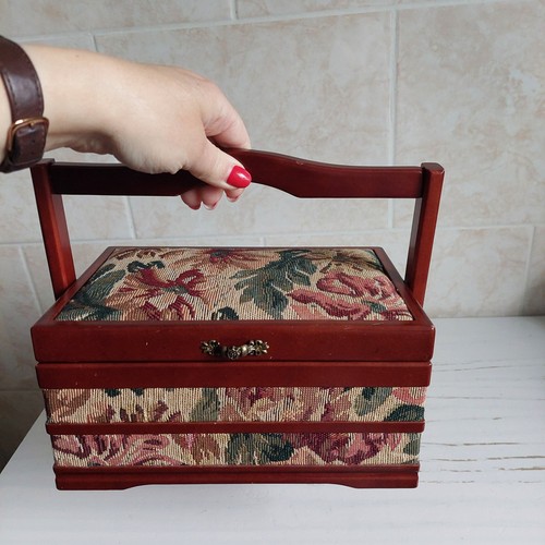 Retro wooden tapestry sewing - retro,