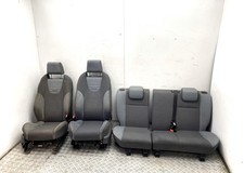 Ford Focus ST Recaro seats