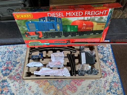New hornby r1292m diesel mixed - new~hornby~r1292m~diesel,