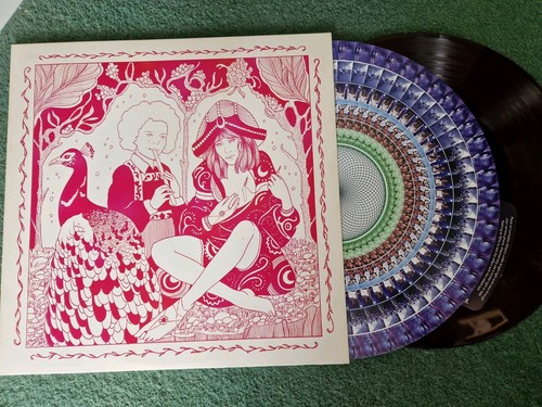 Melody echo chamber bon - echo,