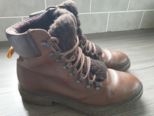 ECCO WOMENS BROWN LEATHER - WARM LINED WALKING BOOTS SIZE UK 6.5. EU 39.