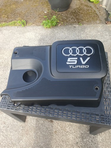 Audi engine cover - 1,