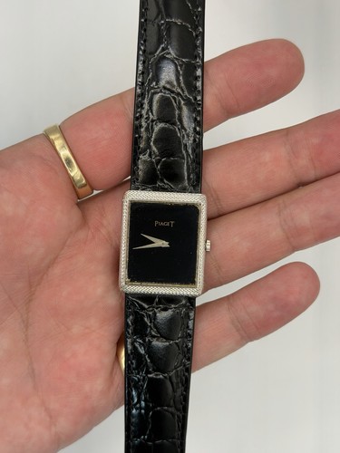 Piaget tank 9152 - tank, gold