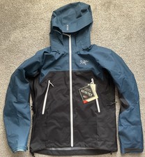 Arc'teryx Men's Beta AR Goretex Jacket Medium Blue Black