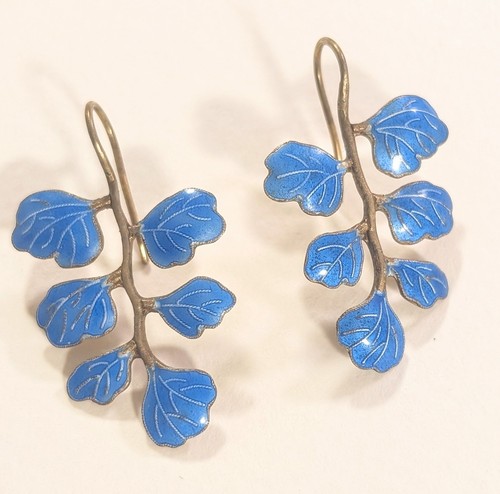 Vintage enamel flower earrings - enamel,