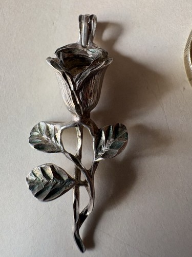 Vintage qvc rose pendant - vintage,