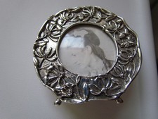 SILVER SCENES ROUND PHOTO