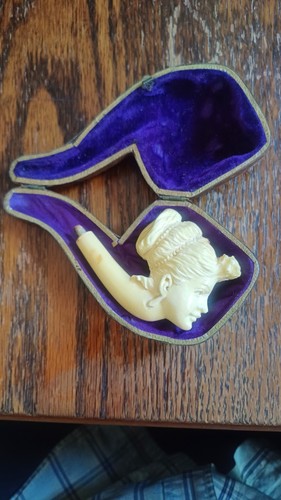 Meerschaum carved pipe - ,