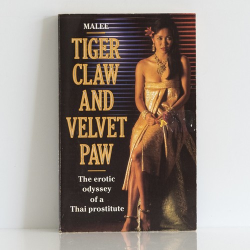 Tiger claw and - velvet, paw