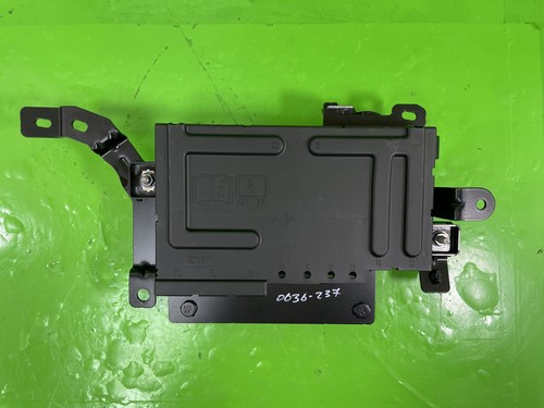 Land rover defender - rover, front