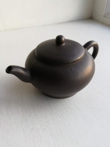 Japanese decorative pottery