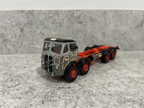 Corgi erf 8 - corgi, v