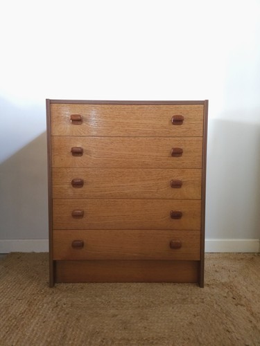 Mid century chest drawers - of,