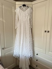 Pronuptia Vintage 80s Wedding