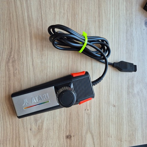 Commodore c64 c128 - /,
