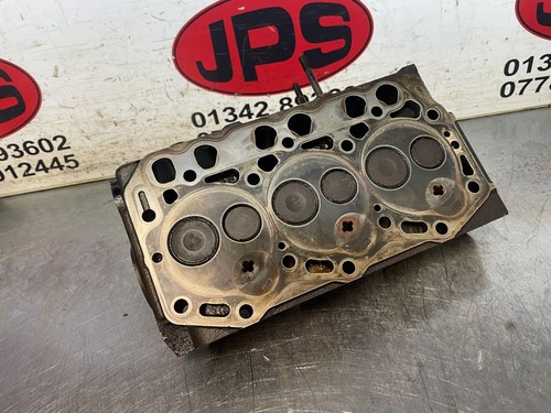 Complete cylinder head - , x